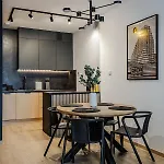 Klimatyzowany Very Berry Z Parkingiem W Poznaniu By Renters Апартаменты Познань