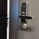 Klimatyzowany Very Berry Z Parkingiem W Poznaniu By Renters Апартаменты *
