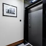 Klimatyzowany Very Berry Z Parkingiem W Poznaniu By Renters Апартаменты Познань